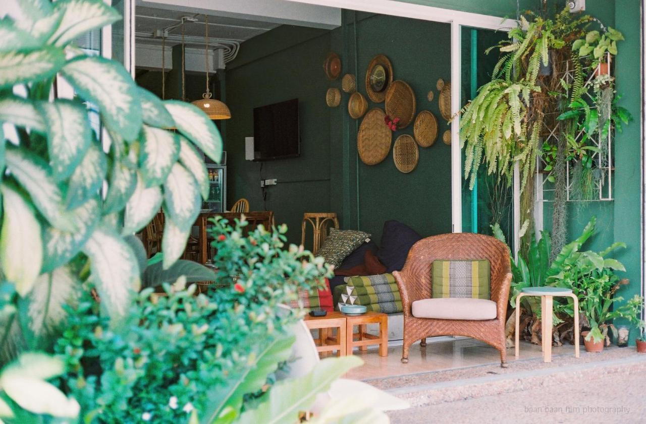 Baan Baan Hostel - Sha Plus Phuket Exteriér fotografie